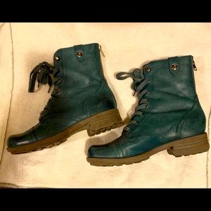 Rockport Cobb Hill boots sz 8